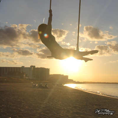 Fun Aboard - Keren Maceira Trapeze