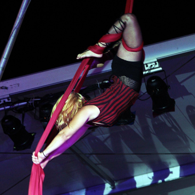 Fun Aboard - Keren Maceira Silks